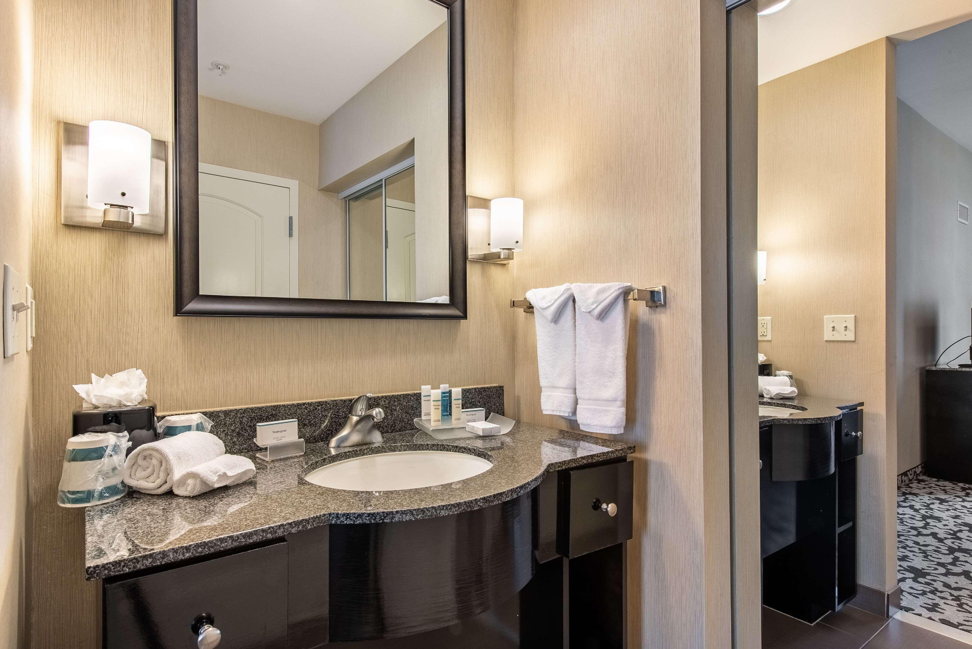 Homewood Suites By Hilton Oxnard/Camarillo Buitenkant foto