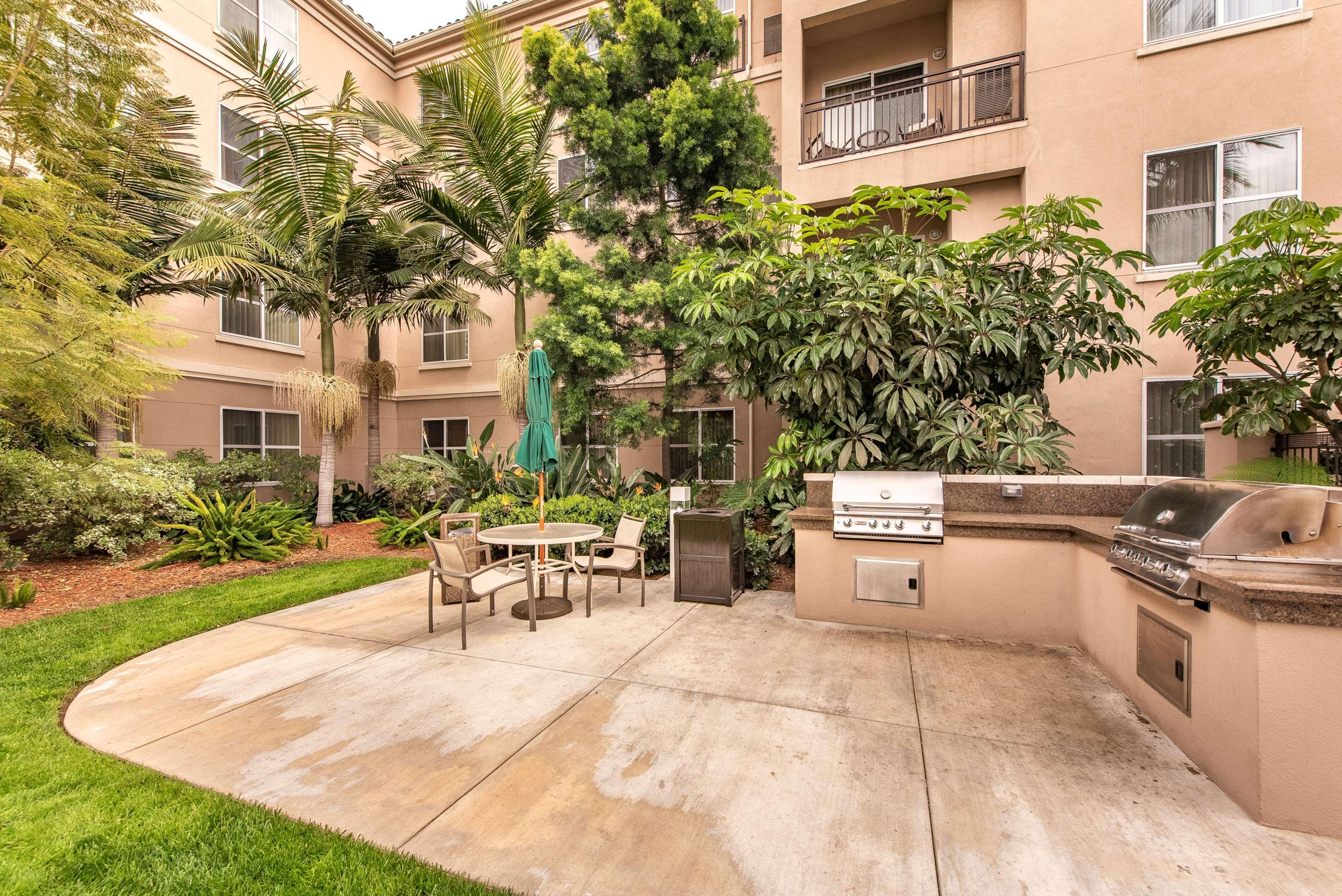 Homewood Suites By Hilton Oxnard/Camarillo Buitenkant foto