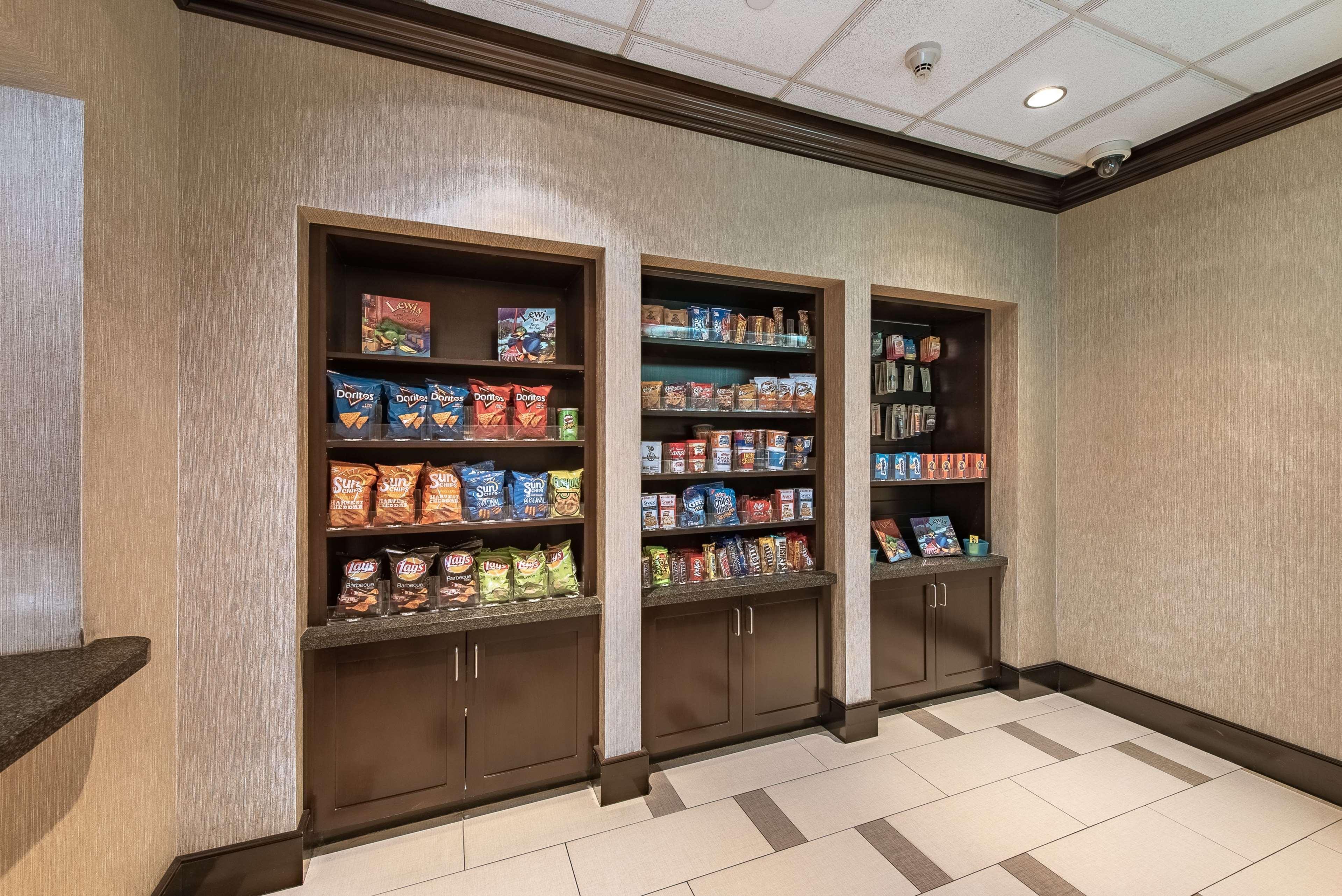 Homewood Suites By Hilton Oxnard/Camarillo Buitenkant foto